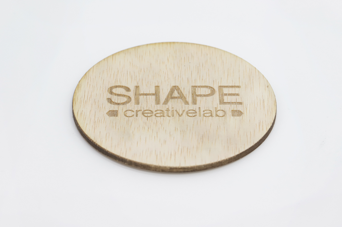 Sotto_bicchiere_in_legno_inciso_7